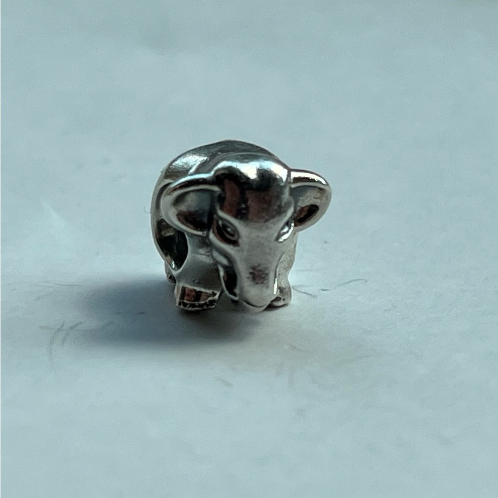 Pandora Elephant